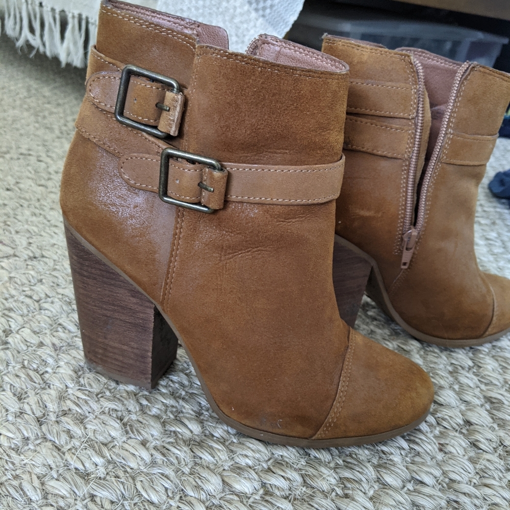 Lucky Brand Cognac Leather Booties 8.5